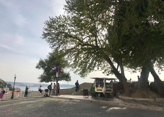 Lägenhet Senhora Do Monte 1 Lisboa